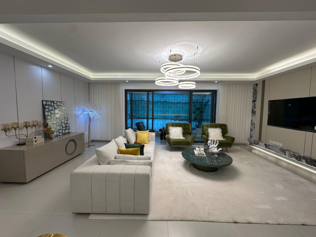 4 Bedroom Apartment with DSQ